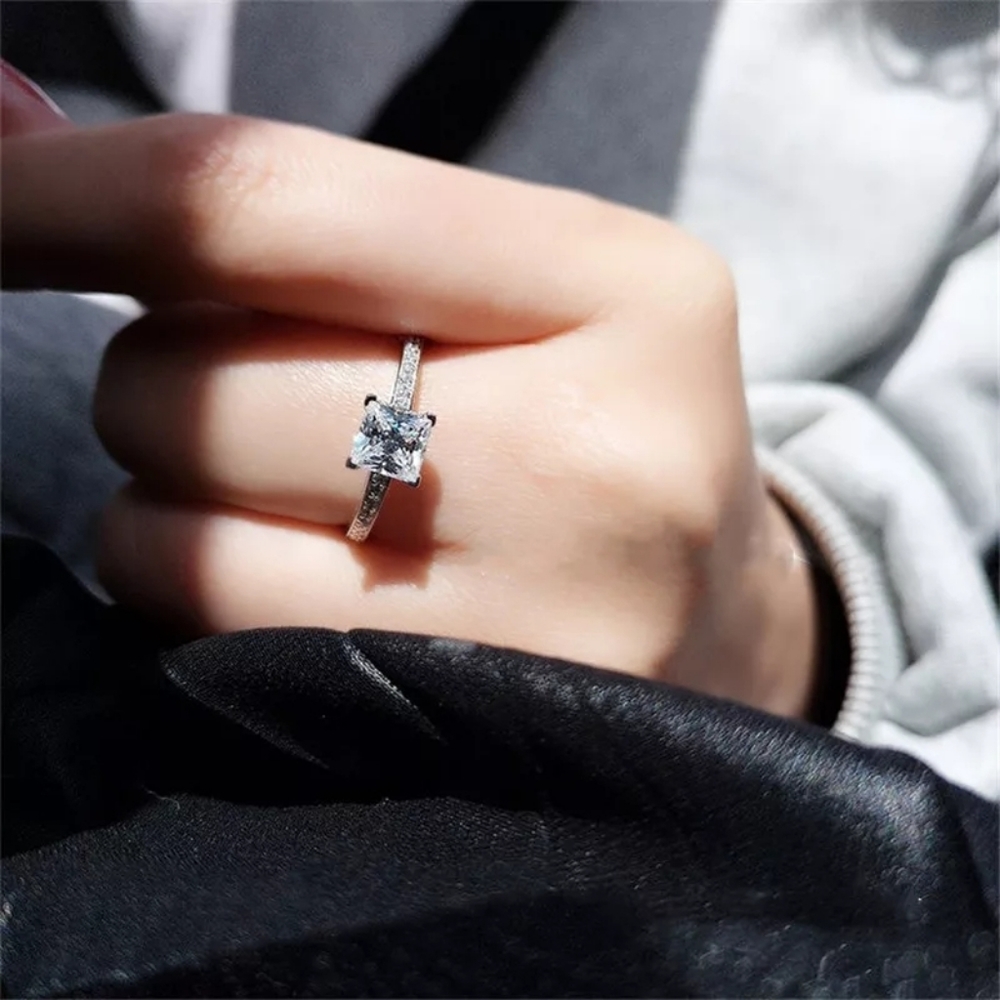 New 925 Sterling Silver Princess Cut Diamond Ring - Picture 4 of 4